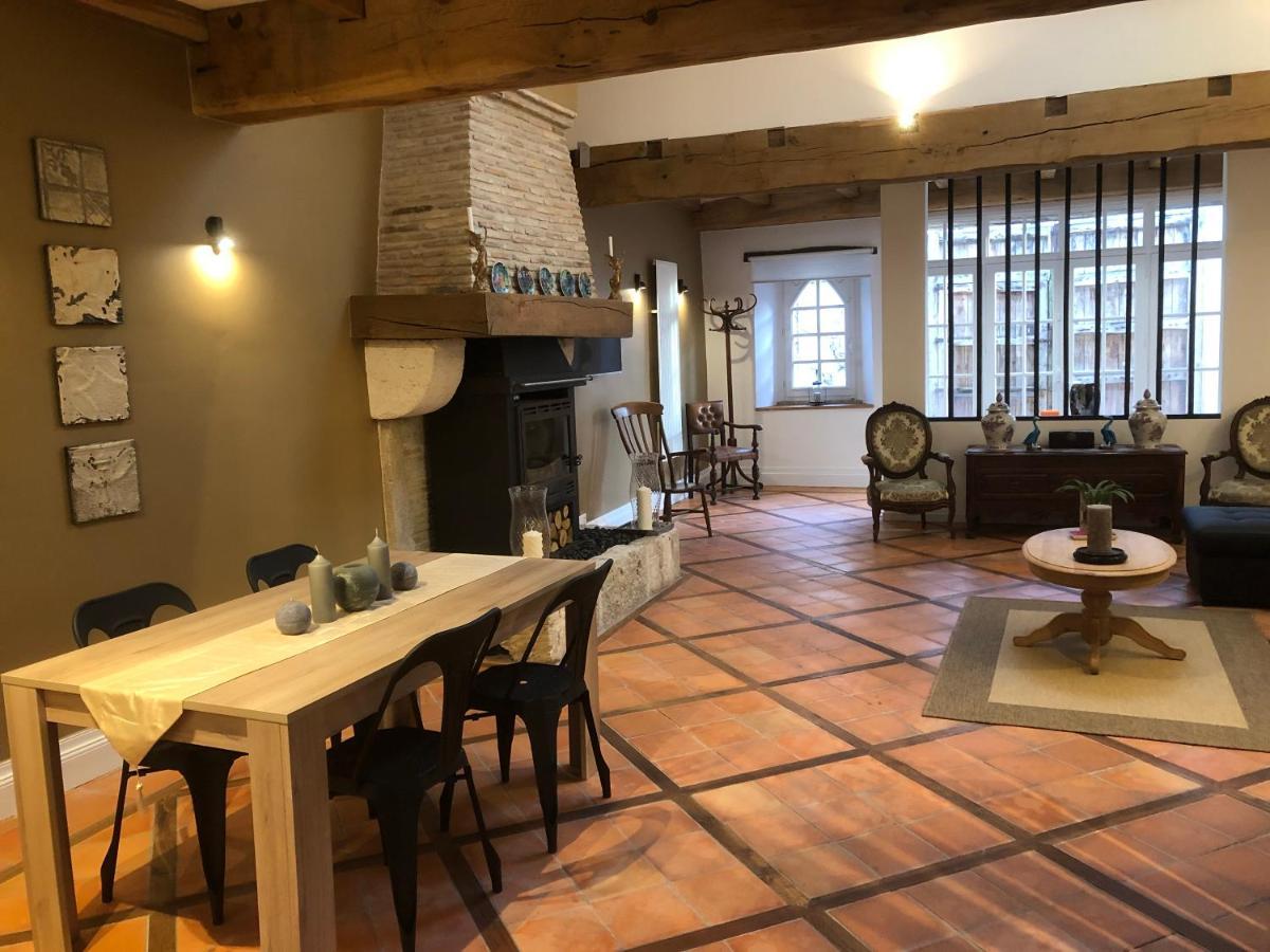 Saint-Seurin-de-Prats Domaine Des Monges Bed & Breakfast エクステリア 写真